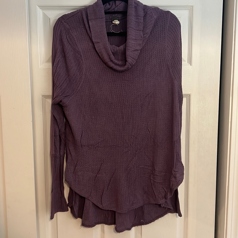 Free People purple sweater size large, long sleeve and high low bottom